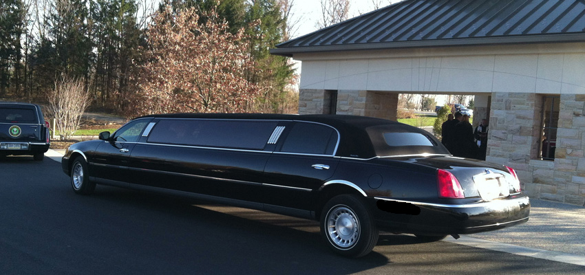 Houston Funeral Limousine Rental Service